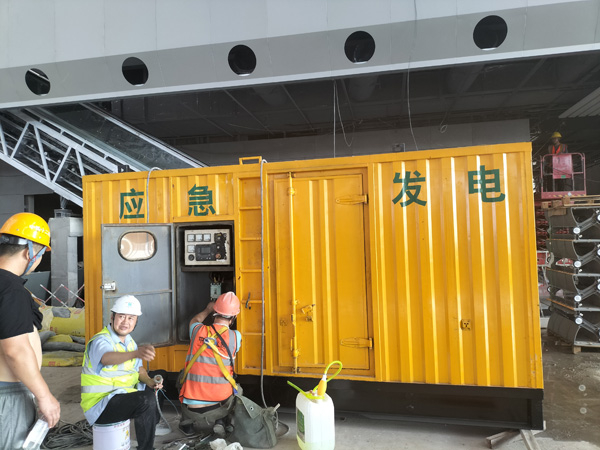 汪清怎样判断空气滤清器是否需要更换？